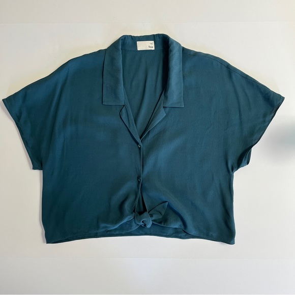 Aritzia WILFRED FREE⎮The Tie-Front Blouse⎮cropped button front⎮dark teal blue⎮S - Picture 2 of 16
